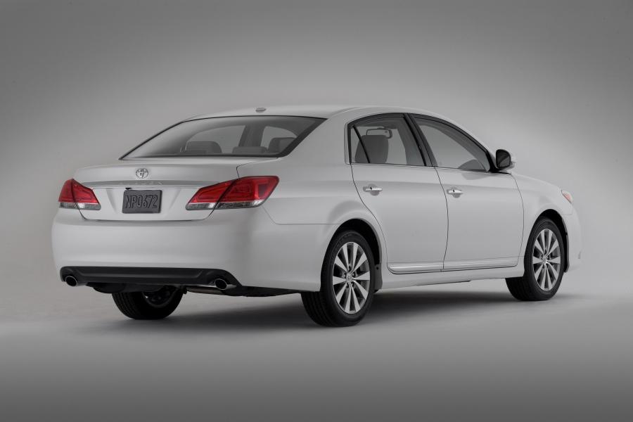  Toyota Avalon (GSX30) 2011 года  (фото 82 из 84)